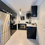 Lejlighed 3 Pieces Cosy Avec Climatisation Et Garage A - Fr-1-338-576 *