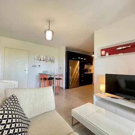 Appartement 3 Pieces Cosy Avec Climatisation Et Garage A - Fr-1-338-576